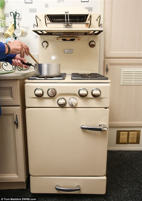 british made gas cooker
